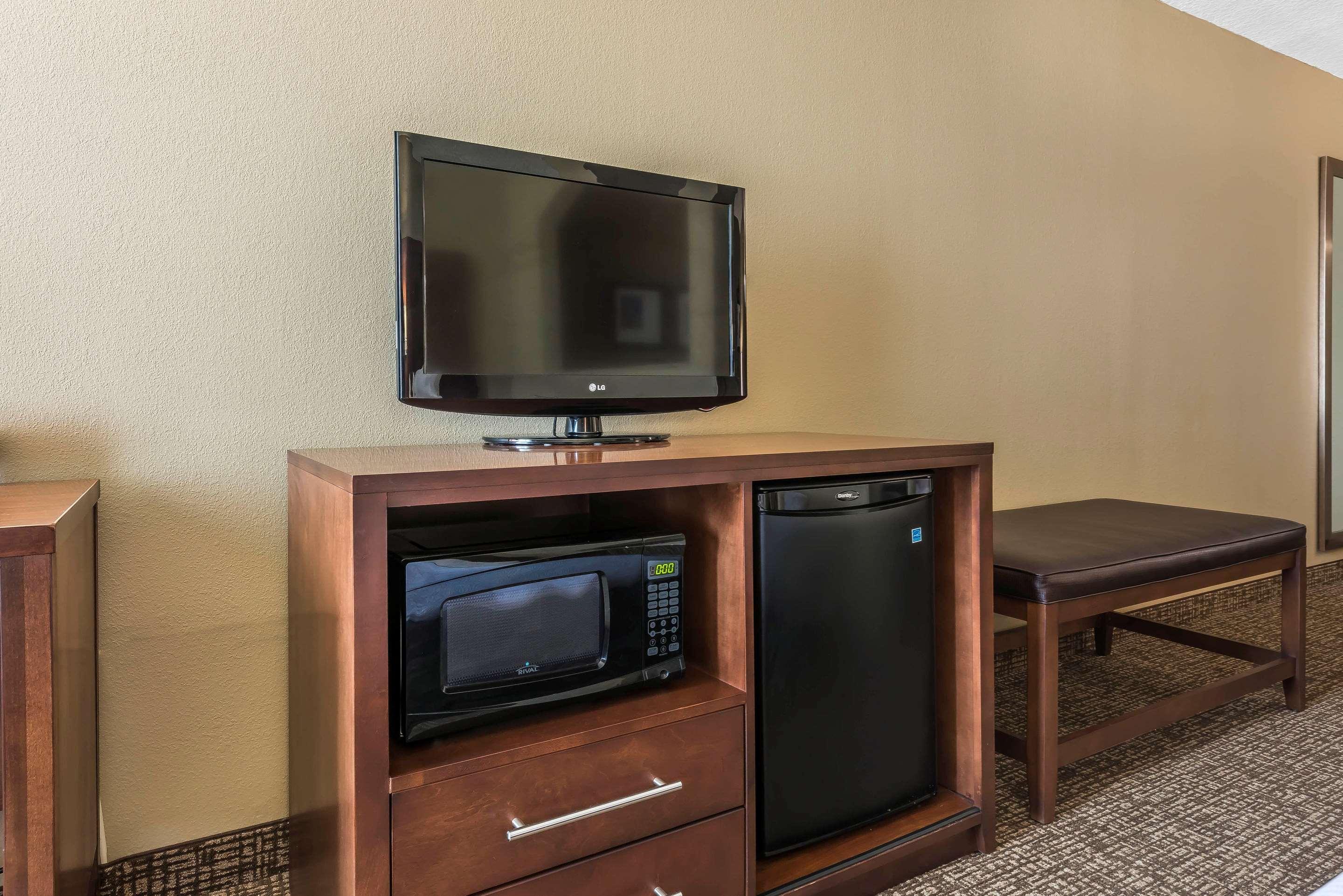 Comfort Suites Baymeadows Near Butler Blvd Джексонвілл Екстер'єр фото
