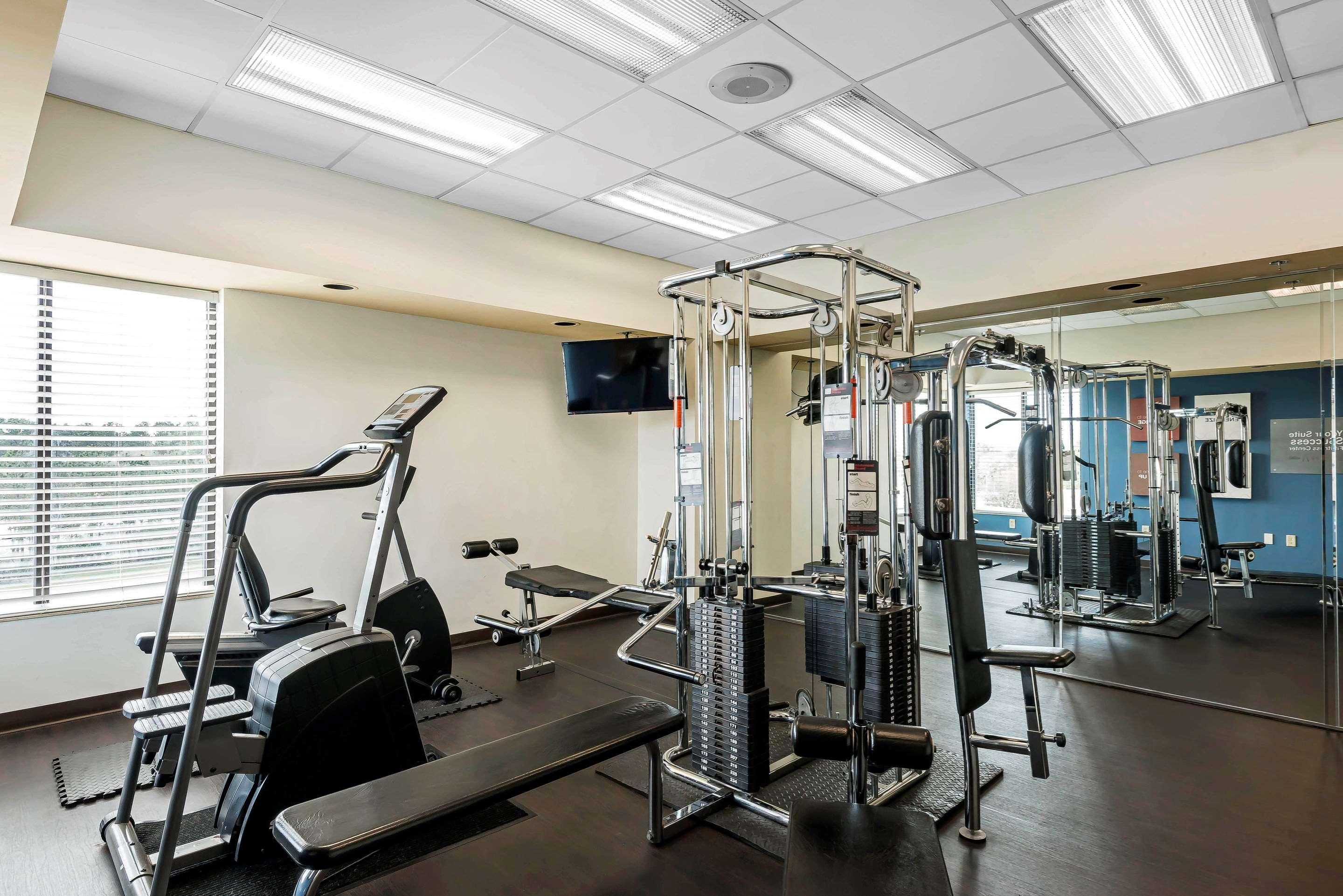 Comfort Suites Baymeadows Near Butler Blvd Джексонвілл Екстер'єр фото