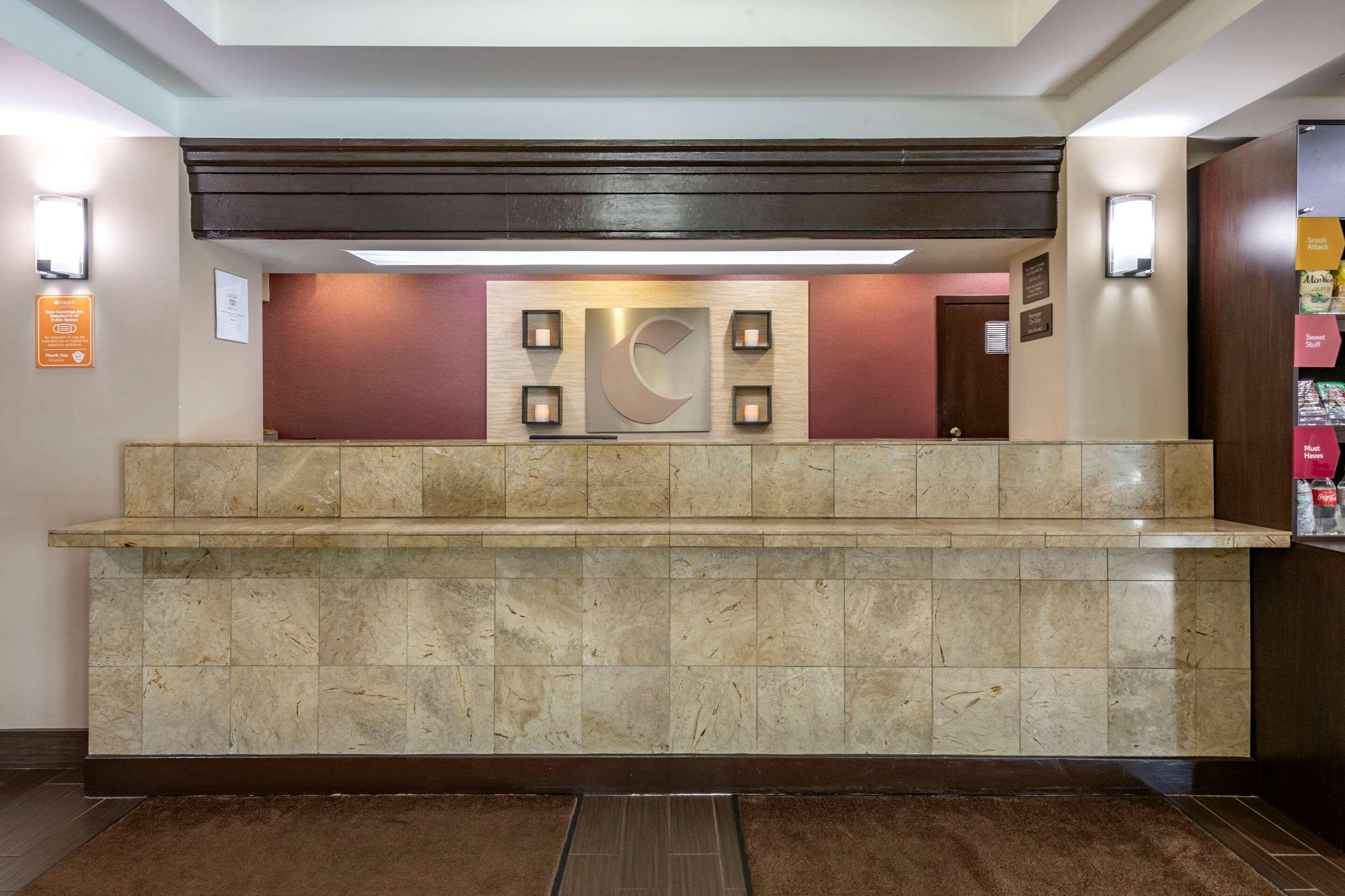 Comfort Suites Baymeadows Near Butler Blvd Джексонвілл Екстер'єр фото