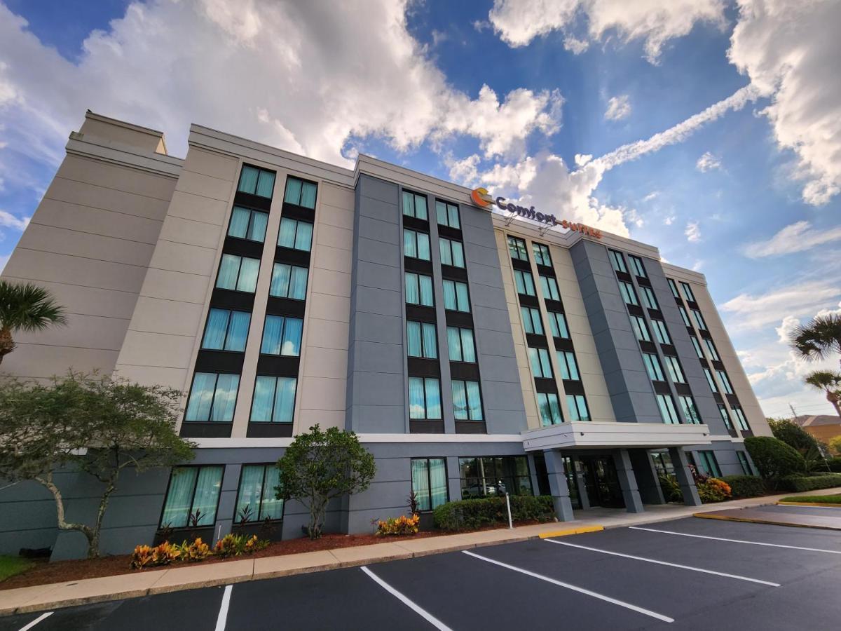 Comfort Suites Baymeadows Near Butler Blvd Джексонвілл Екстер'єр фото