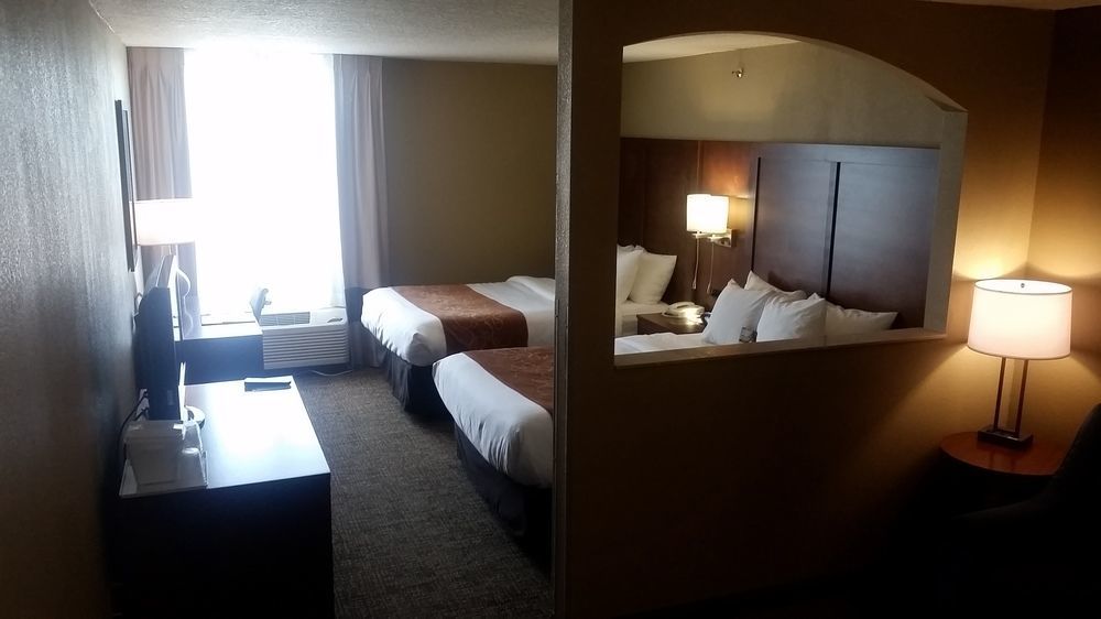 Comfort Suites Baymeadows Near Butler Blvd Джексонвілл Екстер'єр фото